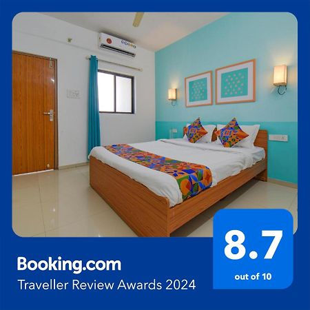 Fabhotel Aakiyo - Nr Balewadi -Chatrapati Shivaji Stadium ปูเน่ ภายนอก รูปภาพ