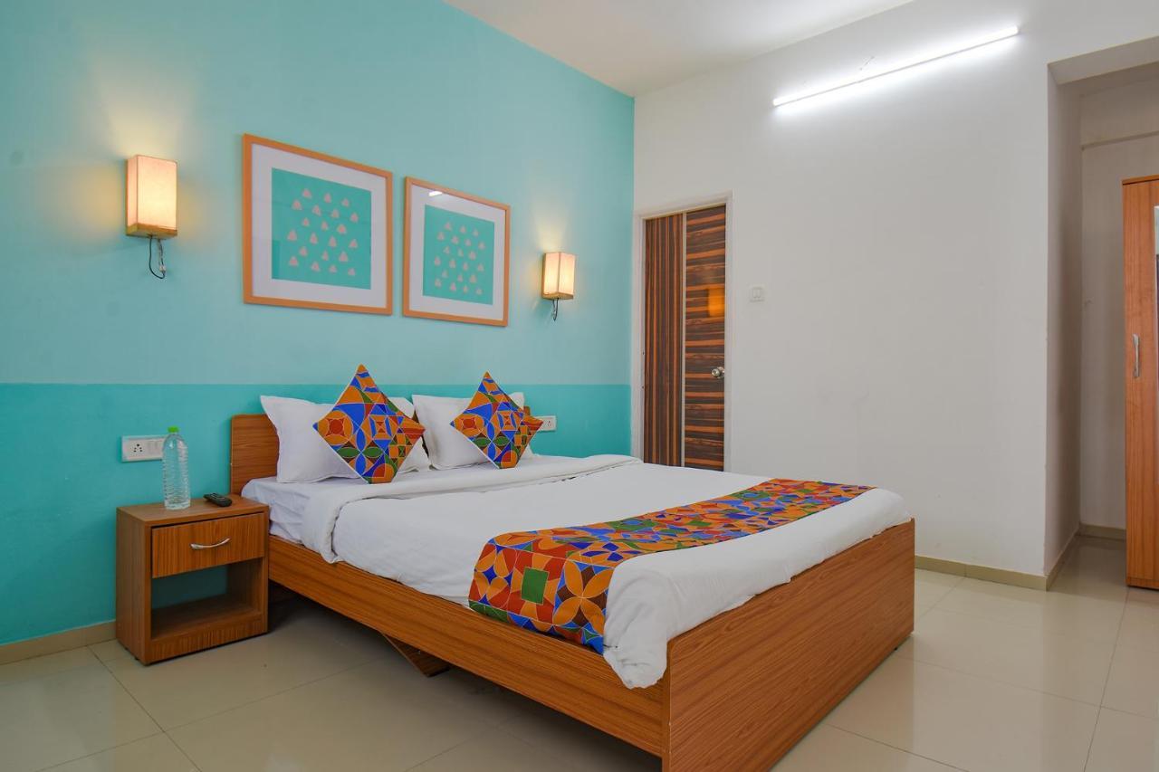 Fabhotel Aakiyo - Nr Balewadi -Chatrapati Shivaji Stadium ปูเน่ ภายนอก รูปภาพ